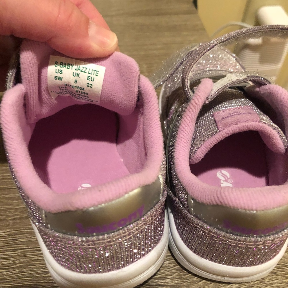Stride Rite shoes - Picture 2 of 7
